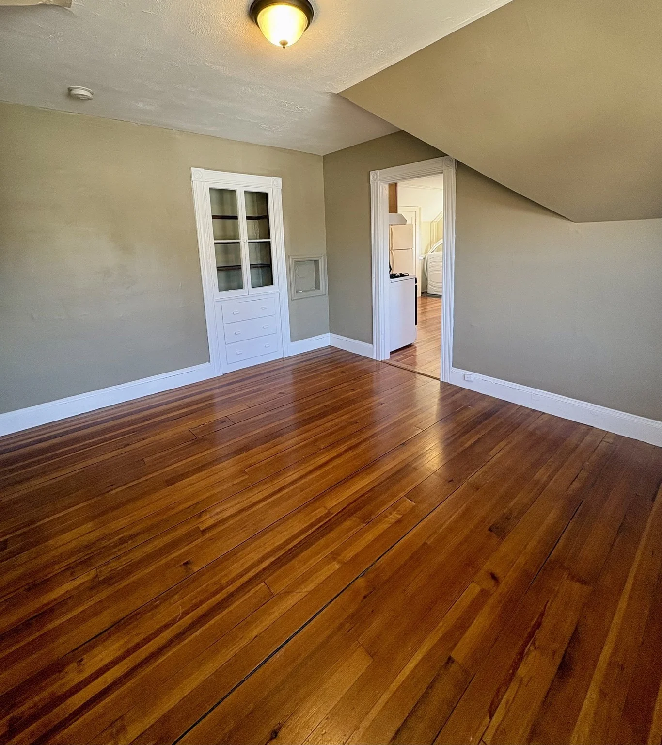 2 bed, 1 bath apartment for rent at 137 Whitwell St Unit 3, Quincy — photo 12 of 20