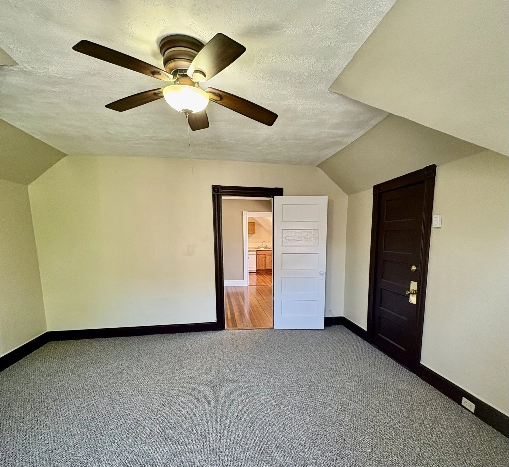 2 bed, 1 bath apartment for rent at 137 Whitwell St Unit 3, Quincy — photo 16 of 20