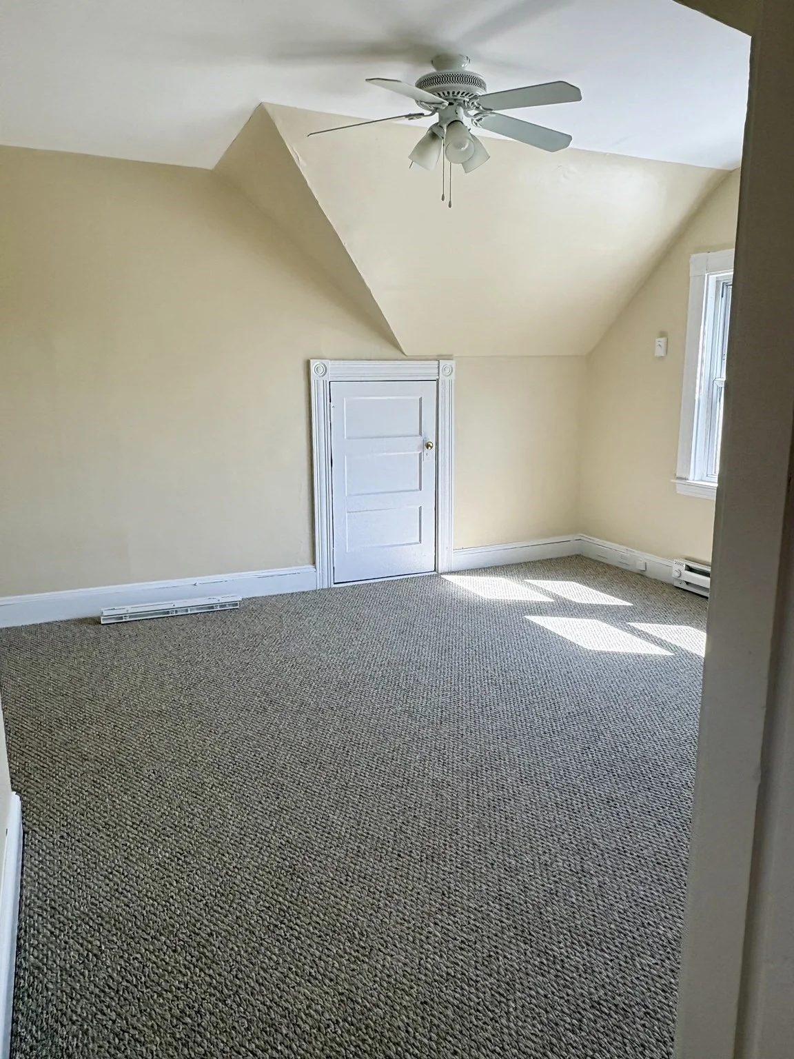 2 bed, 1 bath apartment for rent at 137 Whitwell St Unit 3, Quincy — photo 17 of 20
