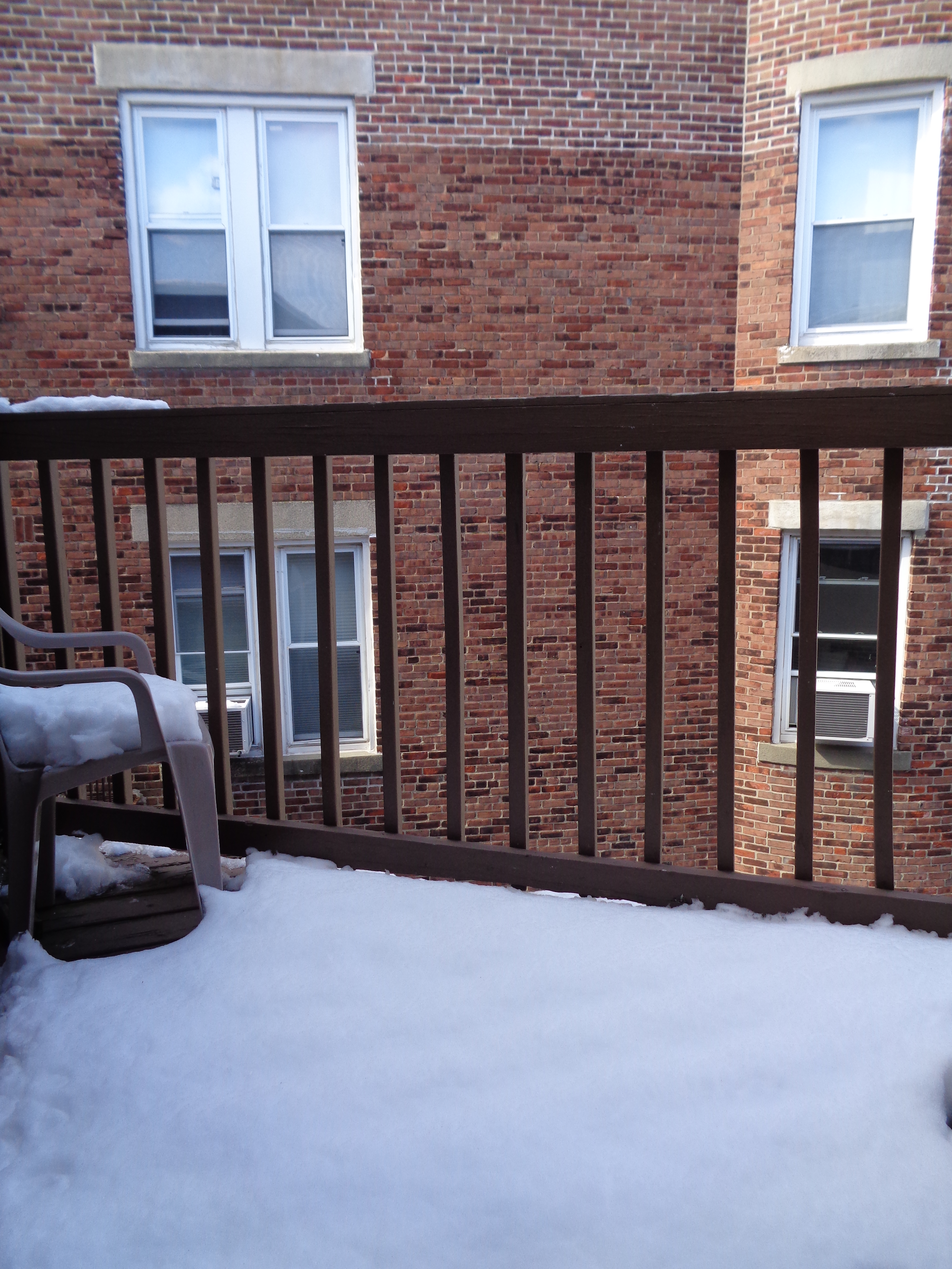 3 bed, 1 bath apartment for rent at 1371 Commonwealth Ave Unit 3, Allston — photo 6 of 6