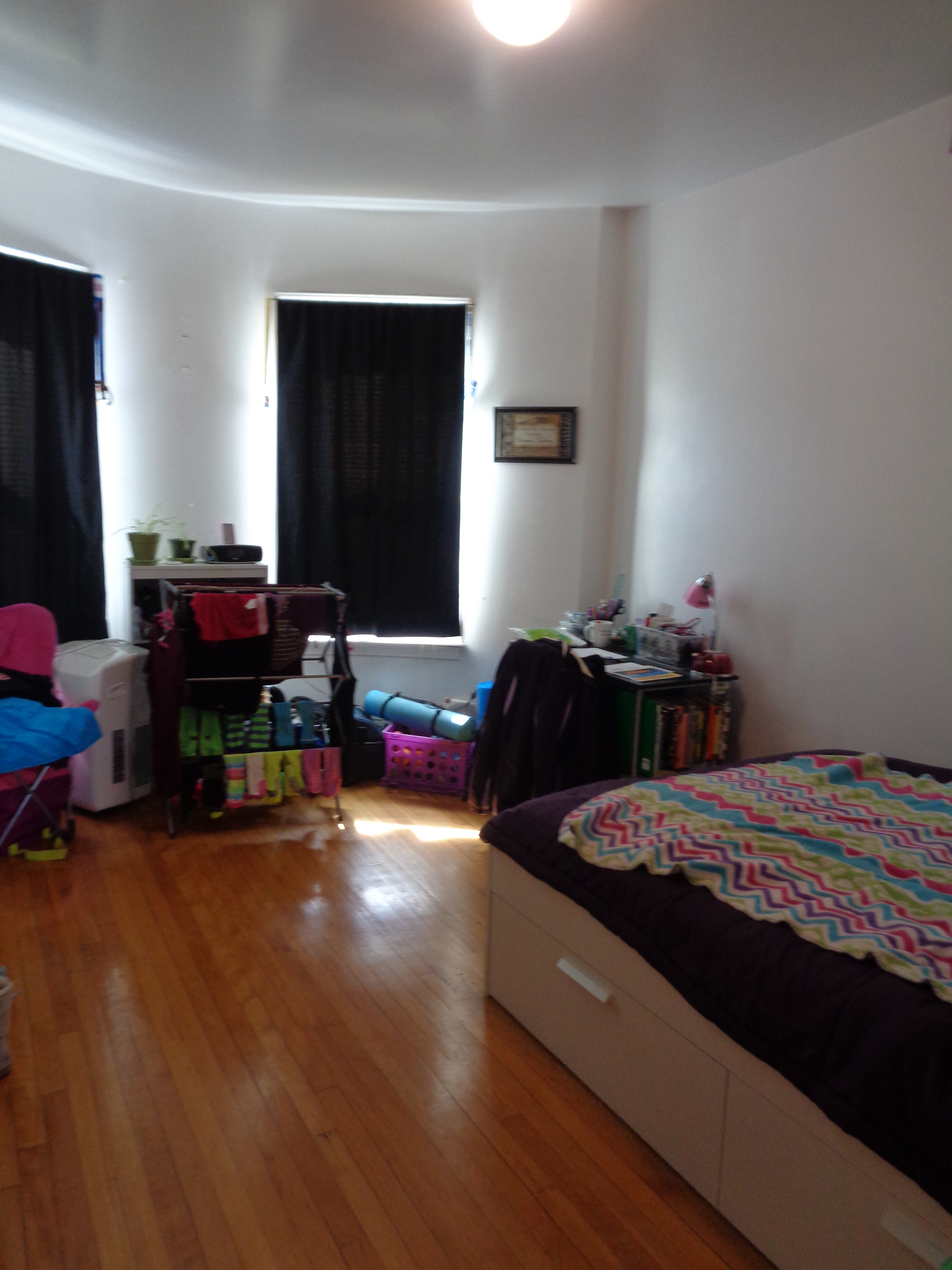 3 bed, 1 bath apartment for rent at 1371 Commonwealth Ave Unit 3, Allston — photo 4 of 6