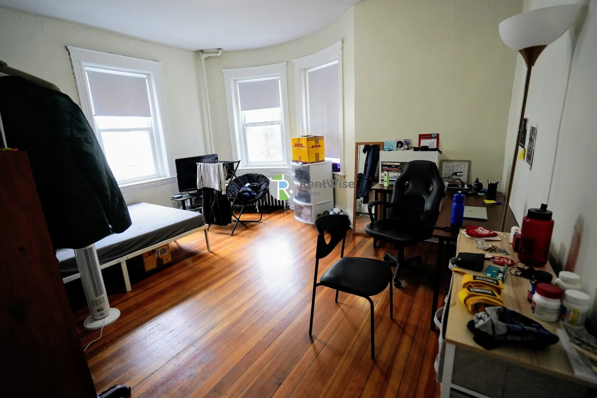 1 bed, 1 bath apartment for rent at 1375 Commonwealth Ave Unit 3, Brighton