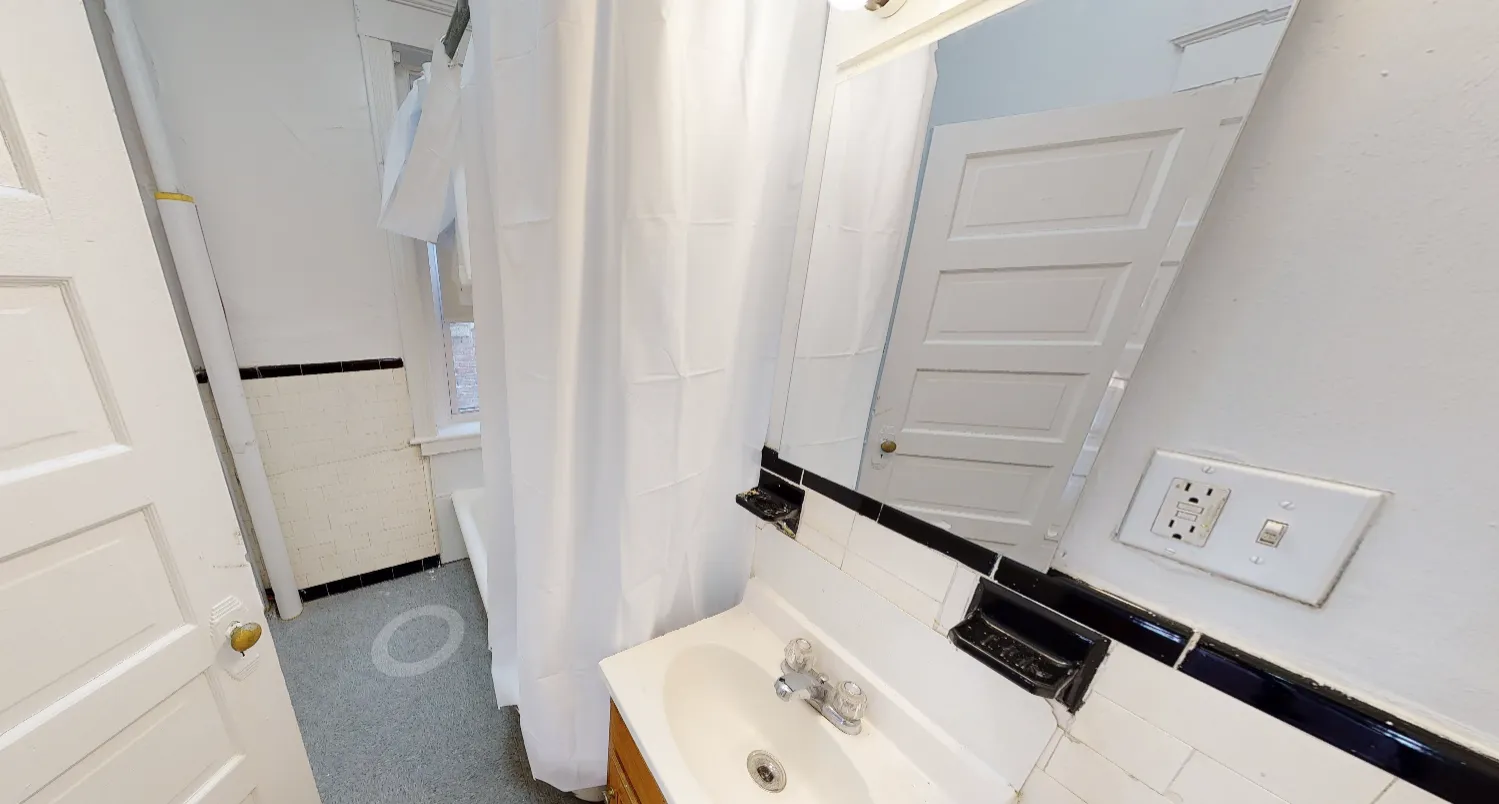 1 split bed, 1 bath apartment for rent at 1375 Commonwealth Ave Unit 6M, Brighton — photo 4 of 13