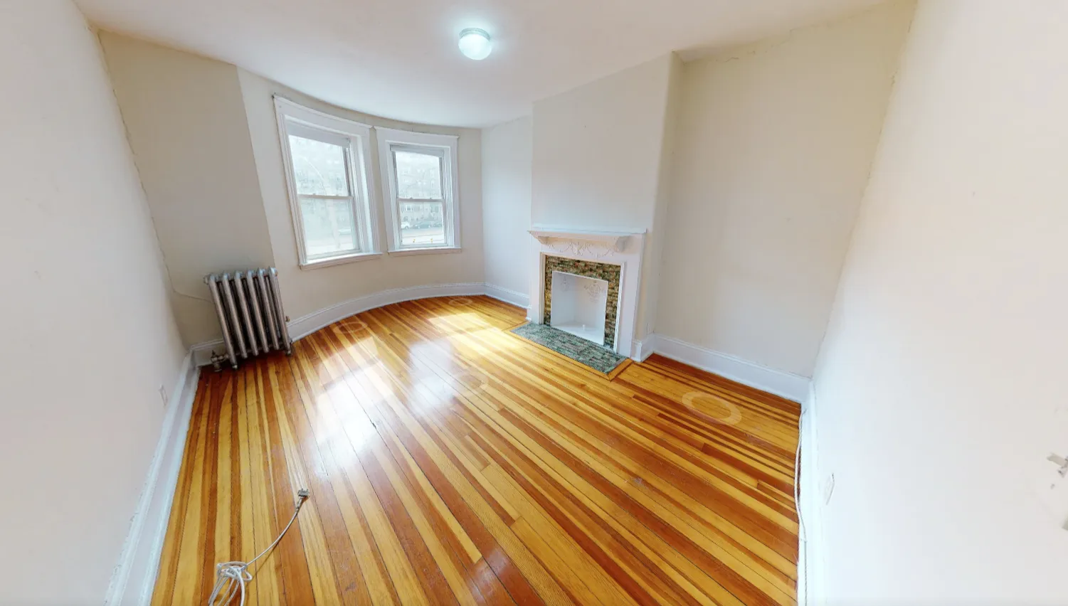 1 split bed, 1 bath apartment for rent at 1375 Commonwealth Ave Unit 6M, Brighton — photo 1 of 13