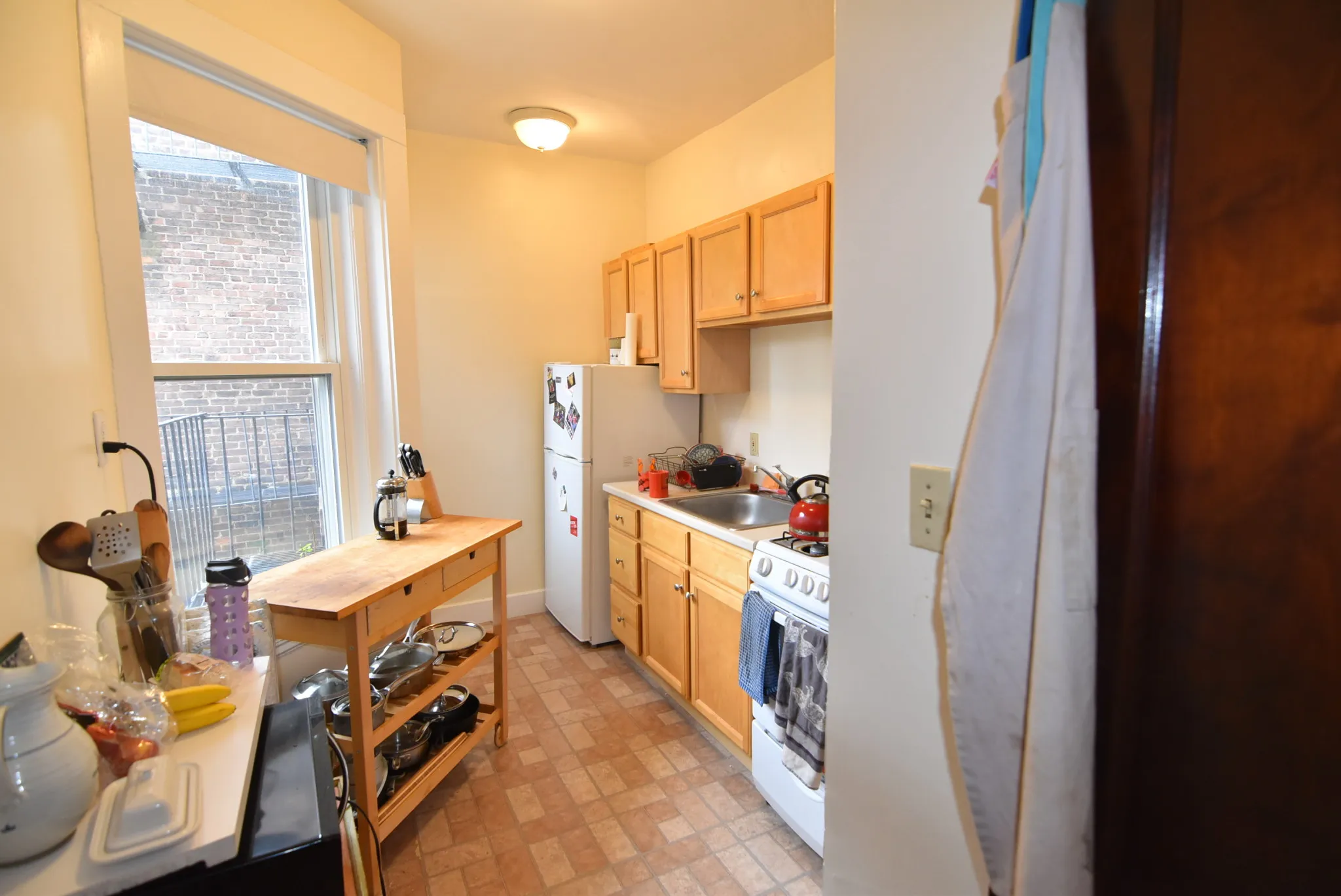 1 bed, 1 bath apartment for rent at 1376 Commonwealth Ave Unit 21, Allston
