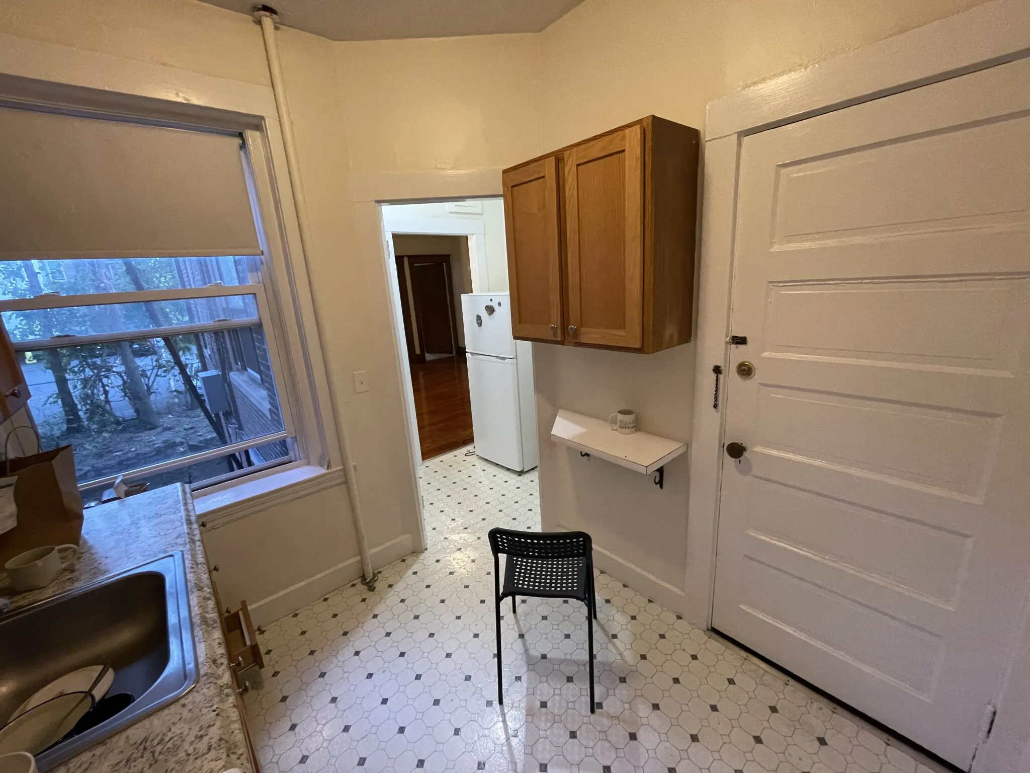 1 bed, 1 bath apartment for rent at 1376 Commonwealth Ave Unit 7, Allston — photo 4 of 15