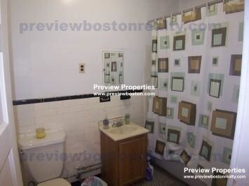 1 bed, 1 bath apartment for rent at 1377 Commonwealth Ave Unit 12P, Allston — photo 2 of 19