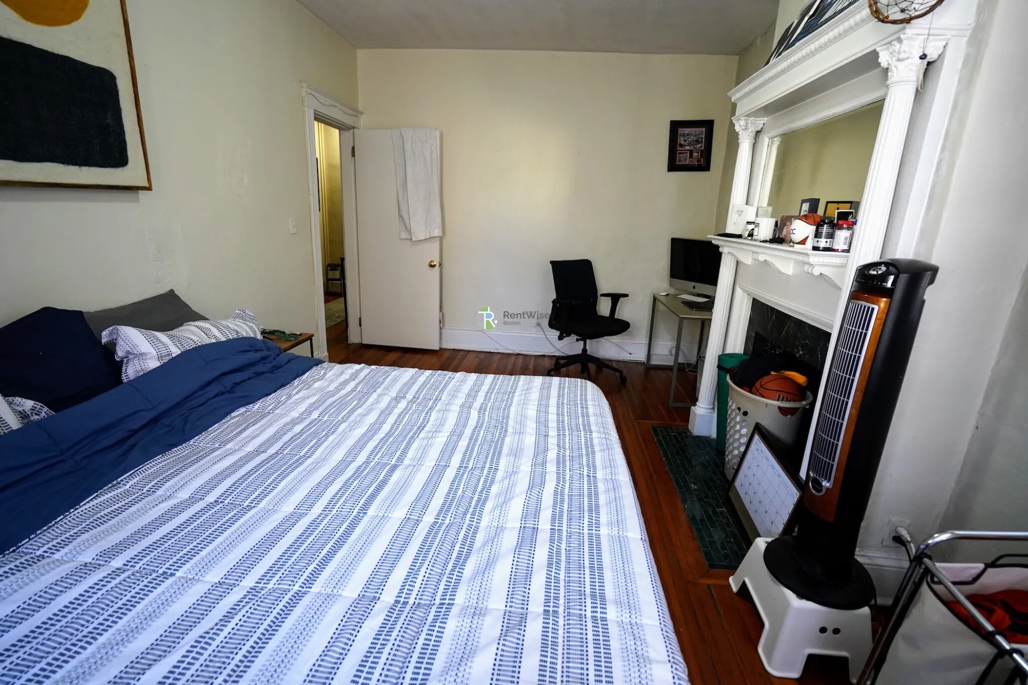 1 bed, 1 bath apartment for rent at 1377 Commonwealth Ave Unit 8, Allston — photo 2 of 17