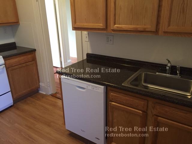 1 bed, 1 bath apartment for rent at 1377 Commonwealth Ave Unit 9, Allston — photo 2 of 10
