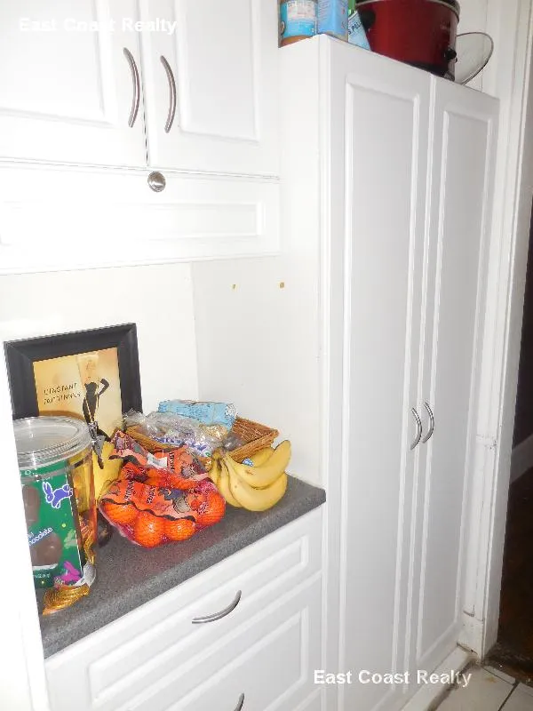 3 bed, 1 bath apartment for rent at 1377A Commonwealth Ave Unit 2, Allston — photo 16 of 24