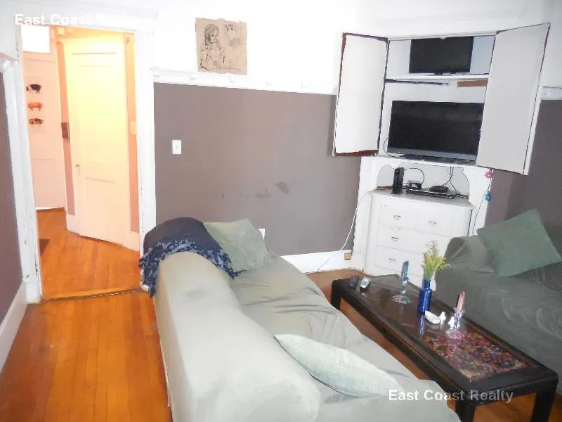 3 bed, 1 bath apartment for rent at 1377A Commonwealth Ave Unit 2, Allston — photo 9 of 24