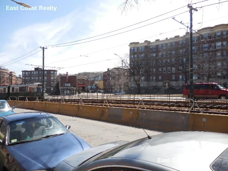 3 bed, 1 bath apartment for rent at 1377A Commonwealth Ave Unit 2, Allston — photo 23 of 24