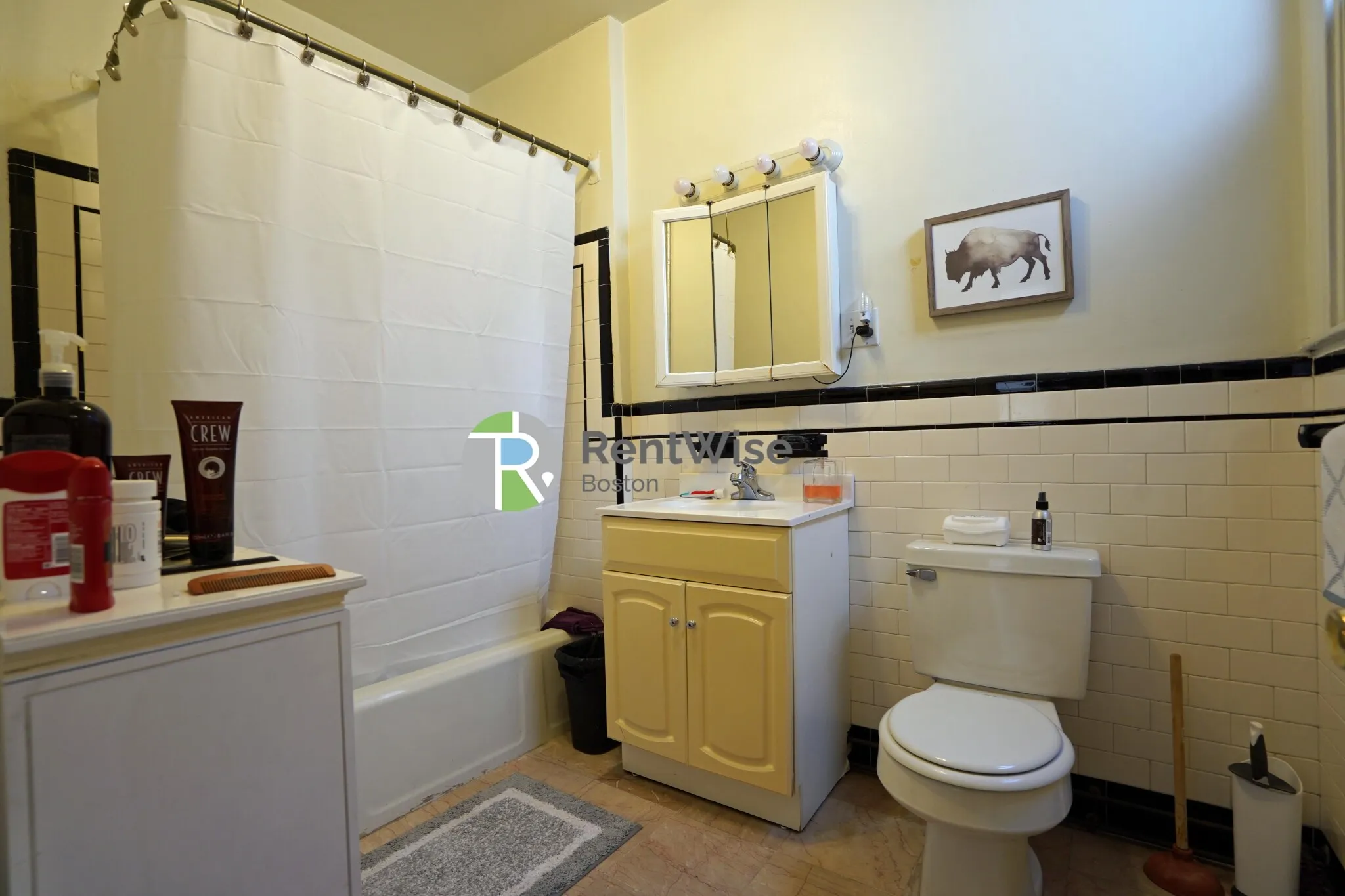 1 bed, 1 bath apartment for rent at 1379 Commonwealth Ave Unit 12, Brighton — photo 15 of 16