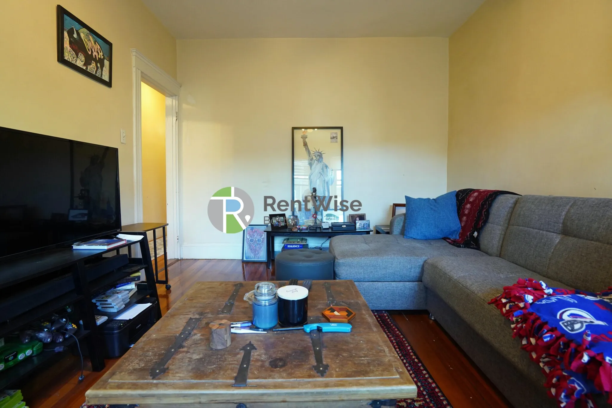 1 bed, 1 bath apartment for rent at 1379 Commonwealth Ave Unit 12, Brighton — photo 2 of 16