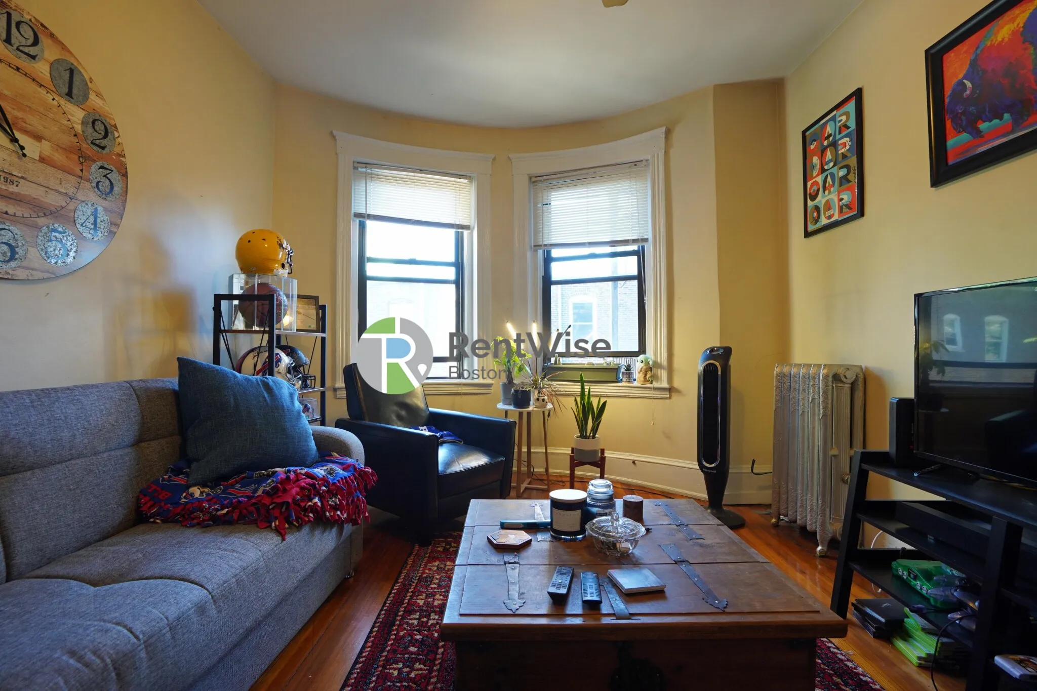 1 bed, 1 bath apartment for rent at 1379 Commonwealth Ave Unit 12, Brighton — photo 3 of 16