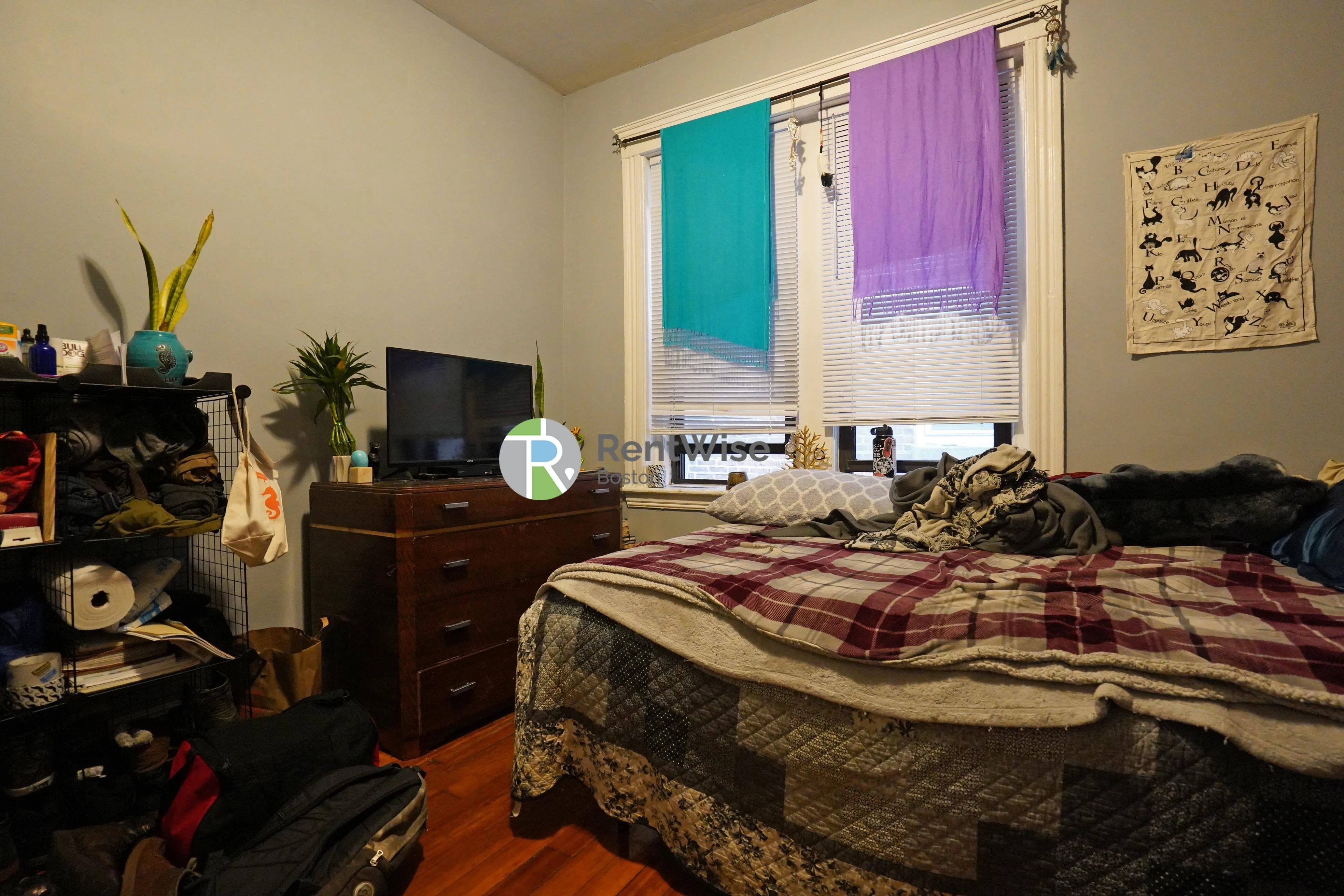 1 bed, 1 bath apartment for rent at 1379 Commonwealth Ave Unit 4, Brighton — photo 10 of 15