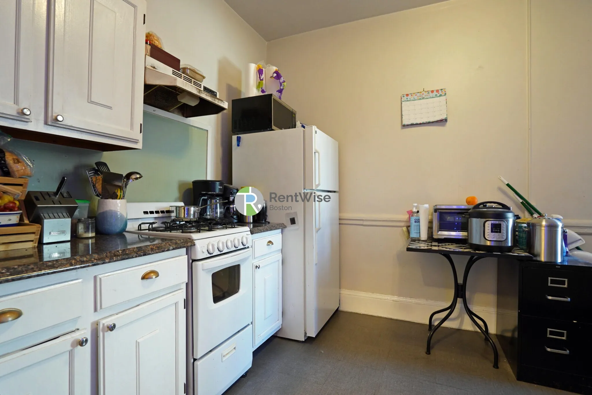 1 bed, 1 bath apartment for rent at 1379 Commonwealth Ave Unit 6, Brighton — photo 4 of 15