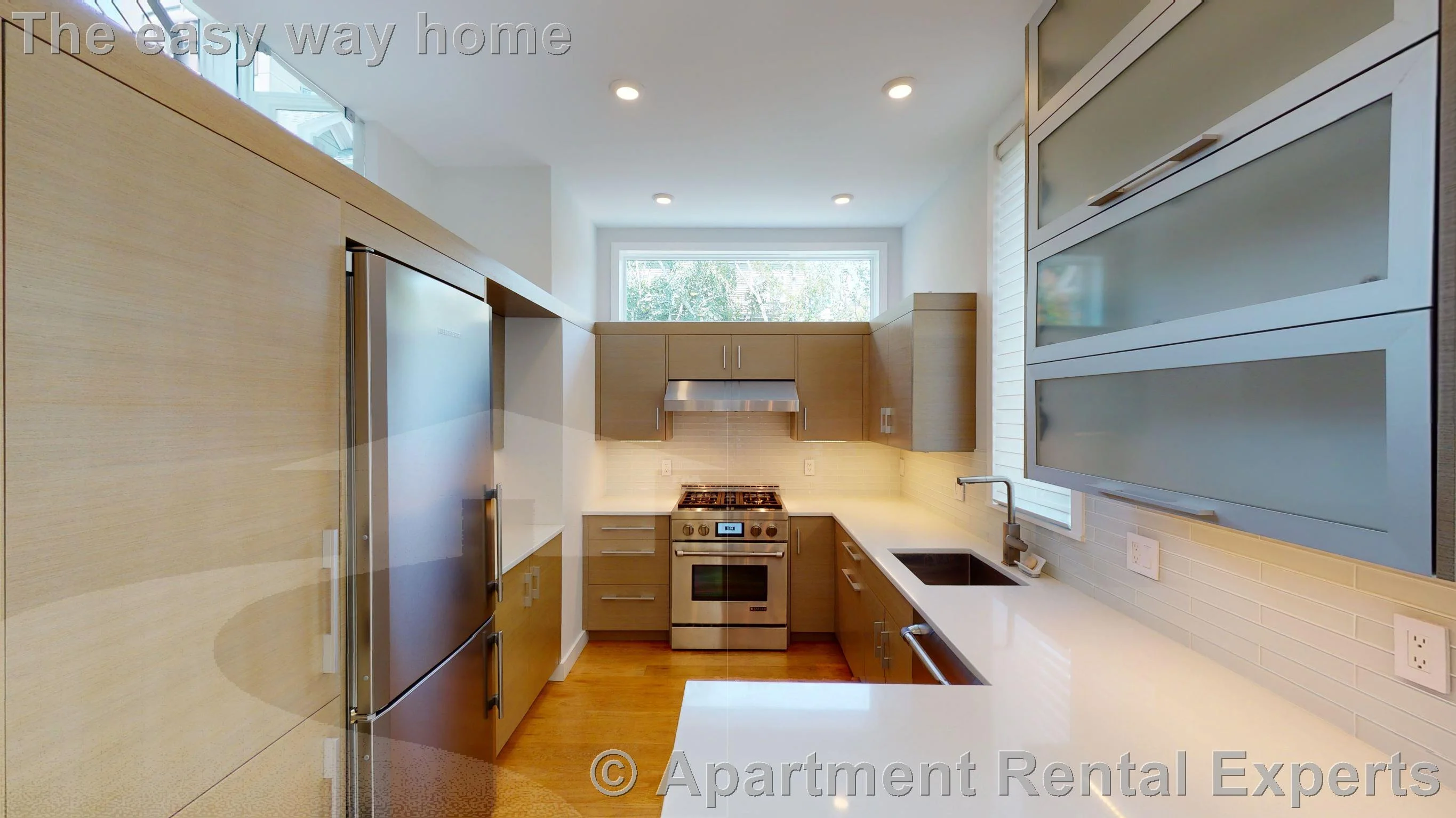 3 bed, 3 bath apartment for rent at 138 Banks St, Riverside — photo 3 of 22
