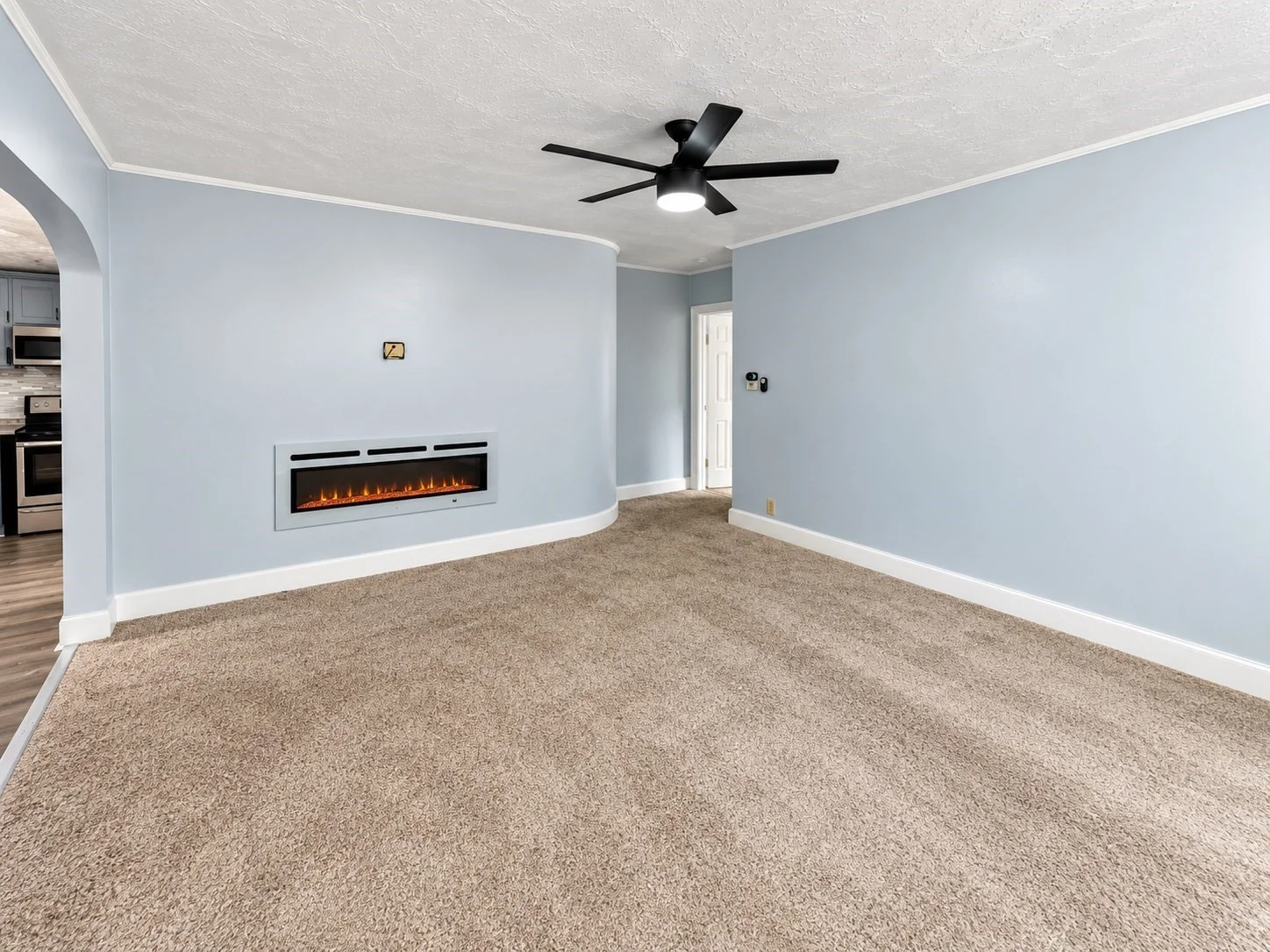 2 bed, 1 bath apartment for rent at 138 Camden St Unit 1, Methuen — photo 10 of 11