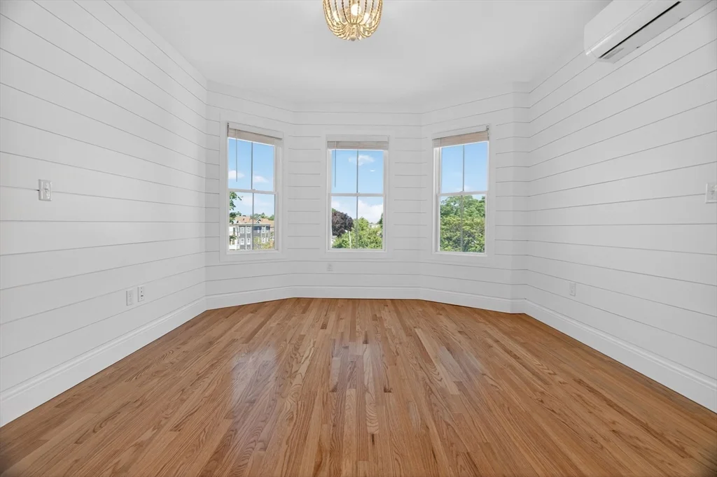 2 bed, 1 bath apartment for rent at 138 Centre St Unit 6, Dorchester — photo 5 of 17