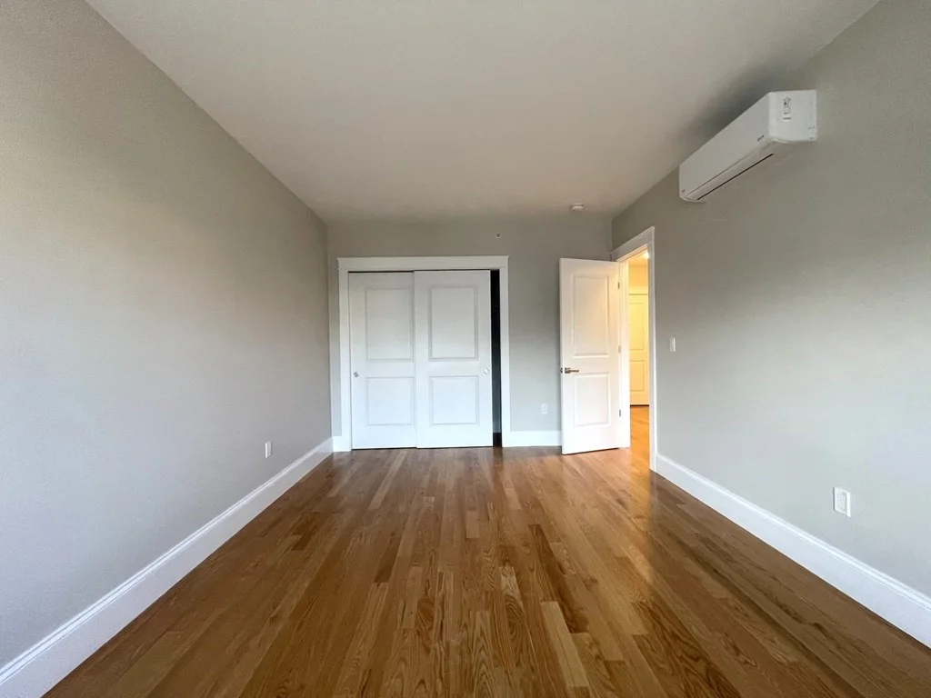 2 bed, 1 bath apartment for rent at 138 Eastern Ave Unit 1, Malden — photo 4 of 6