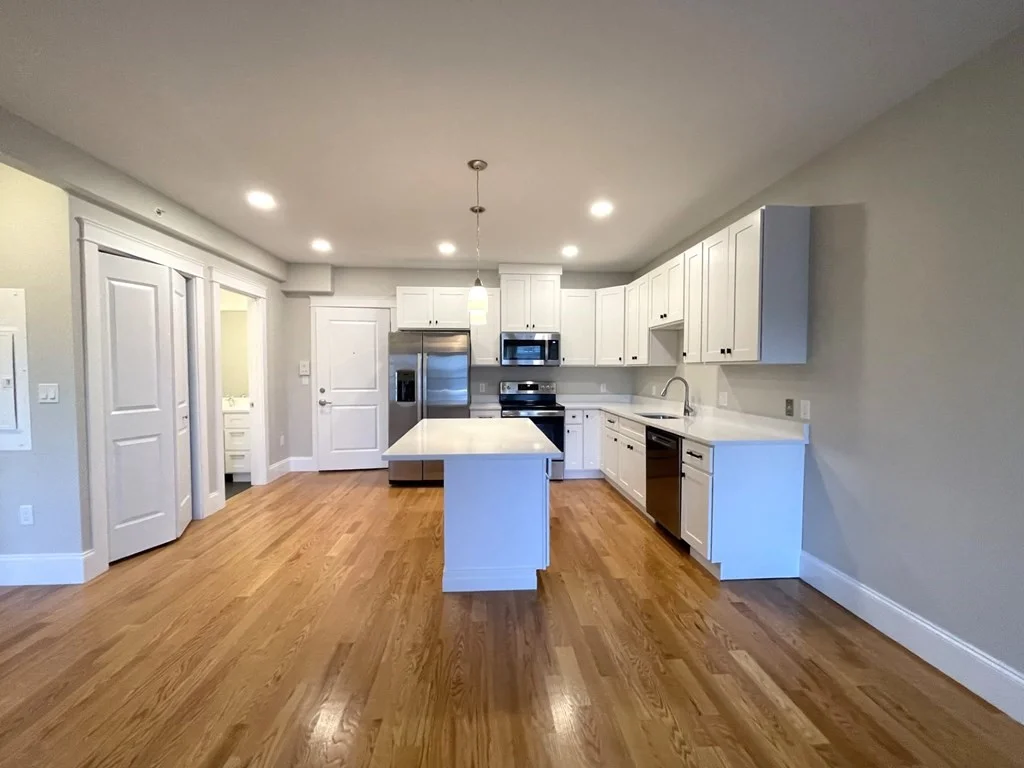 2 bed, 1 bath apartment for rent at 138 Eastern Ave Unit 6, Malden — photo 2 of 7