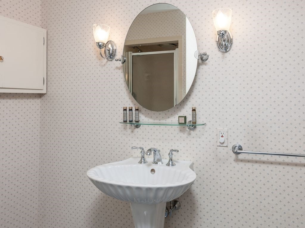 3 bed, 2 bath apartment for rent at 138 Elm St Unit 1, Andover — photo 30 of 38