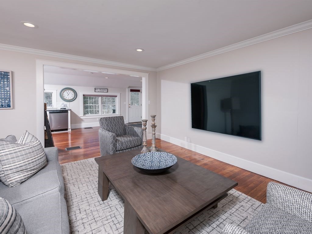 3 bed, 2 bath apartment for rent at 138 Elm St Unit 1, Andover — photo 13 of 38