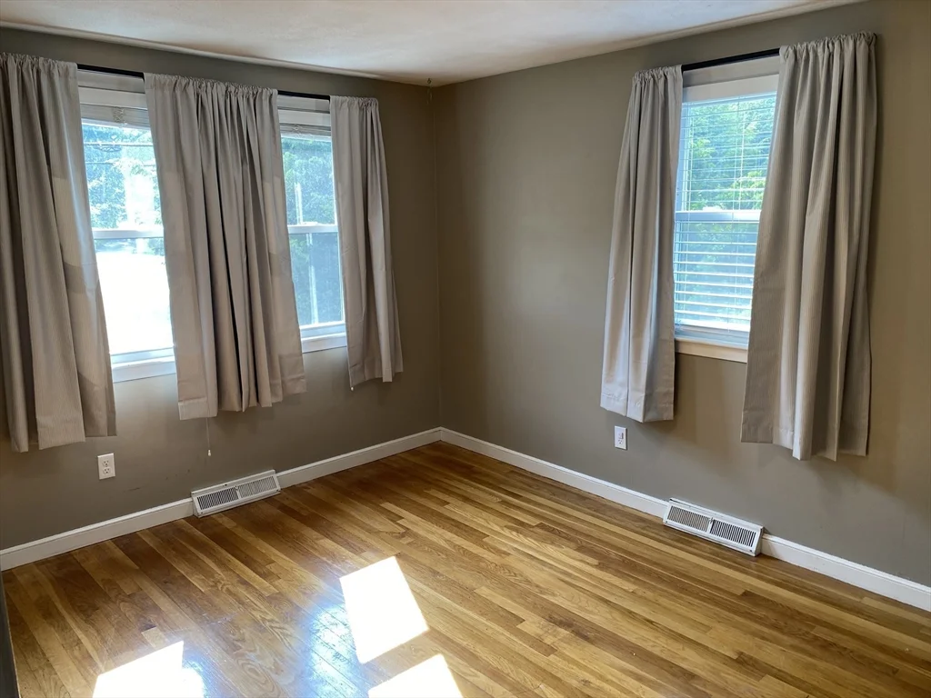 3 bed, 2 bath apartment for rent at 138 Forest St, Needham — photo 8 of 18