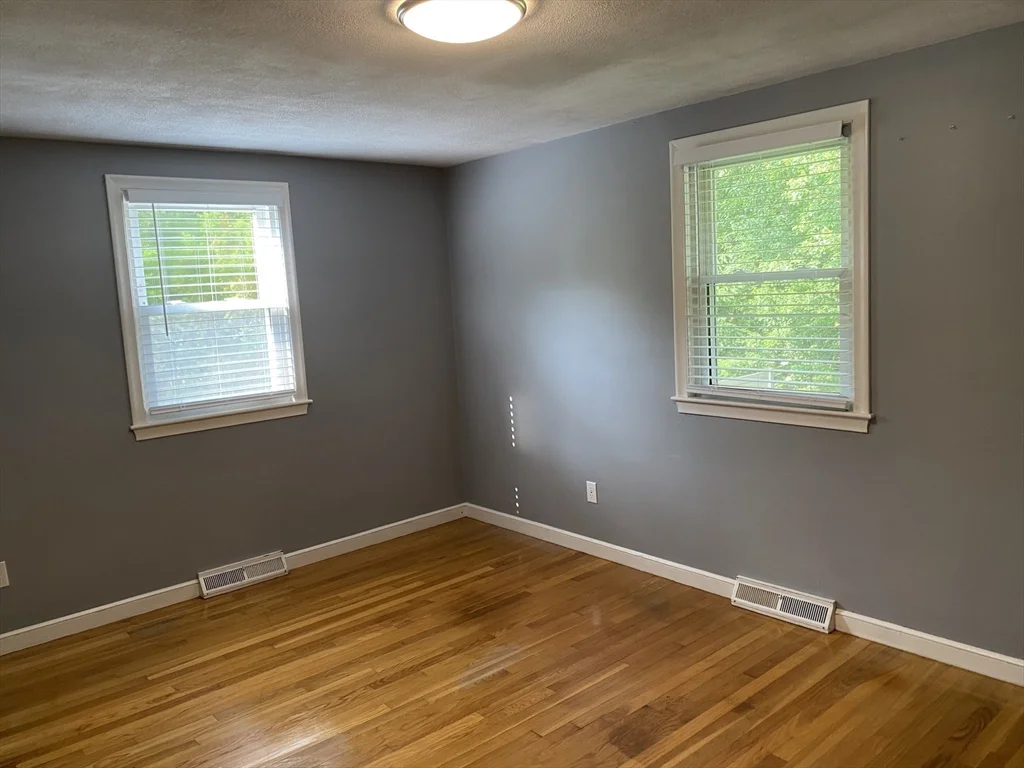 3 bed, 2 bath apartment for rent at 138 Forest St, Needham — photo 9 of 18
