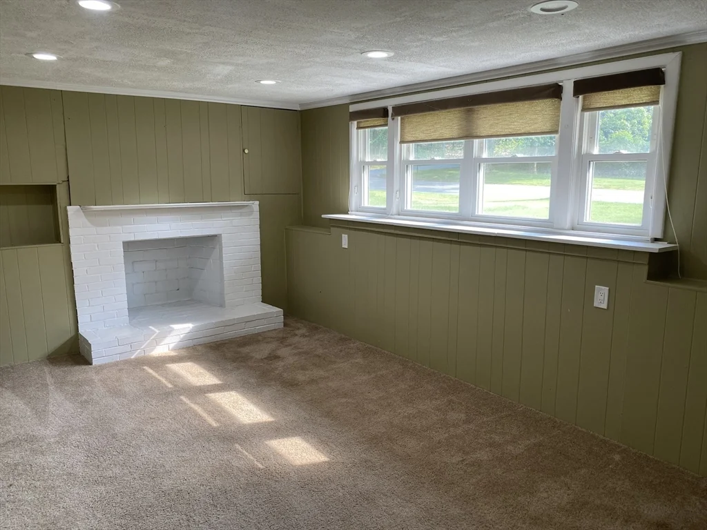 3 bed, 2 bath apartment for rent at 138 Forest St, Needham — photo 13 of 18
