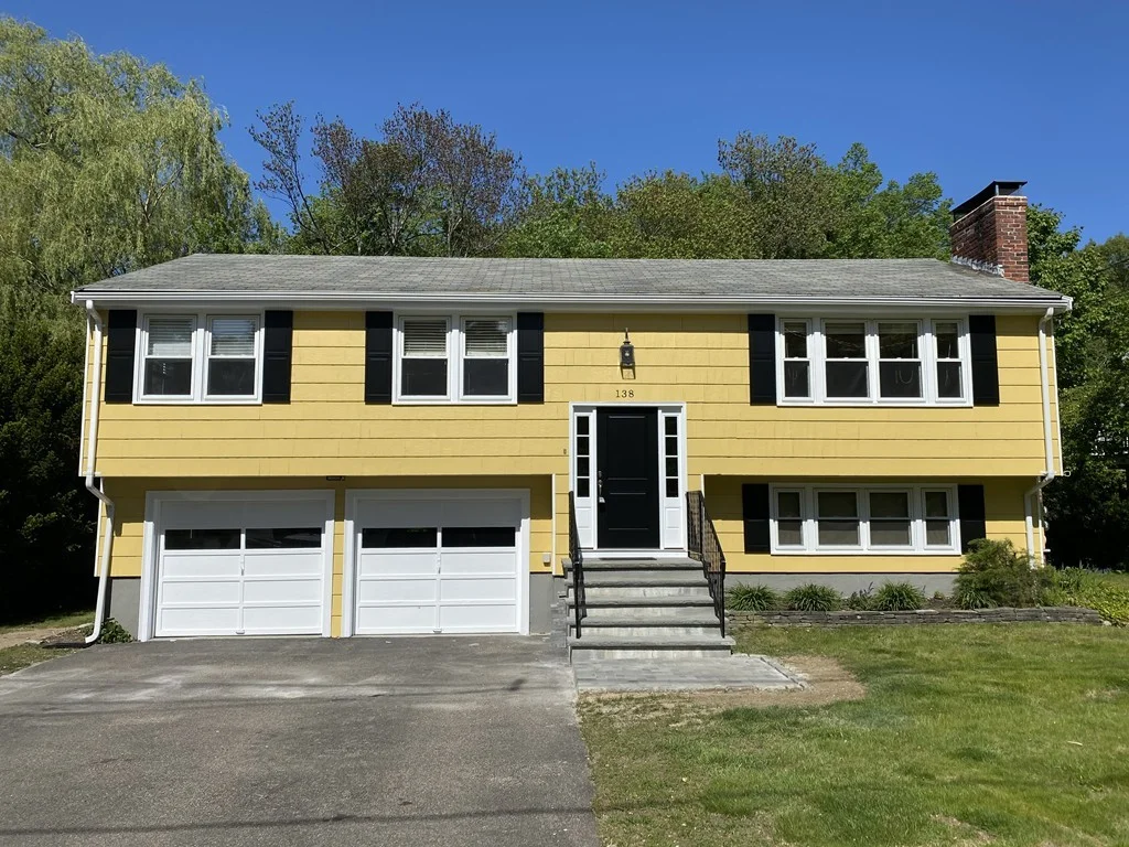 3 bed, 2 bath apartment for rent at 138 Forest St, Needham