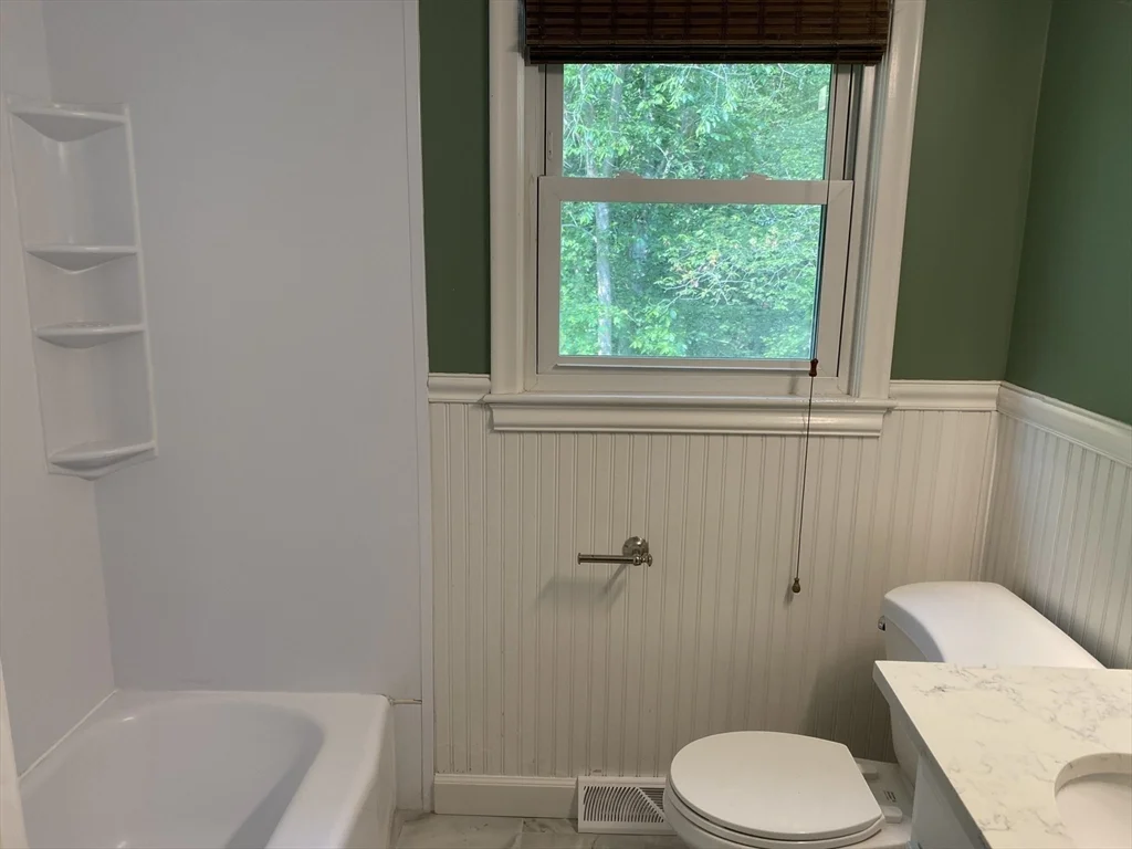 3 bed, 2 bath apartment for rent at 138 Forest St, Needham — photo 11 of 18