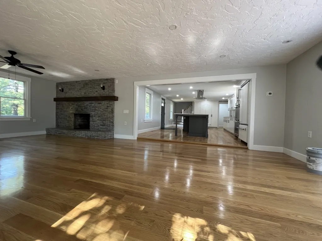 3 bed, 1 bath apartment for rent at 138 High St, Hingham — photo 6 of 23