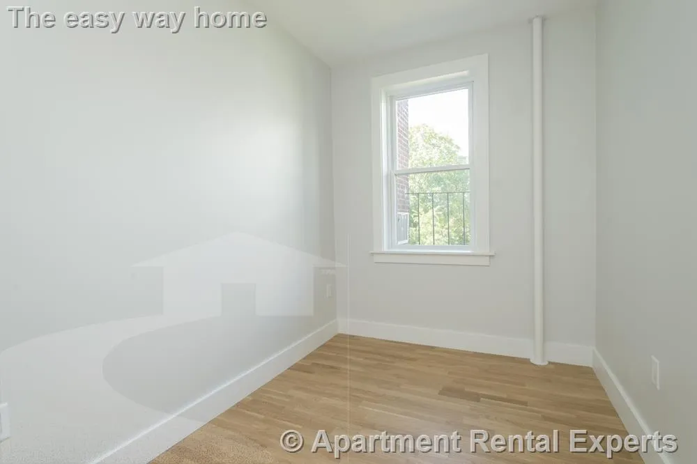 1 bed, 1 bath apartment for rent at 138 Highland Ave Unit 12A, Spring Hill — photo 4 of 9