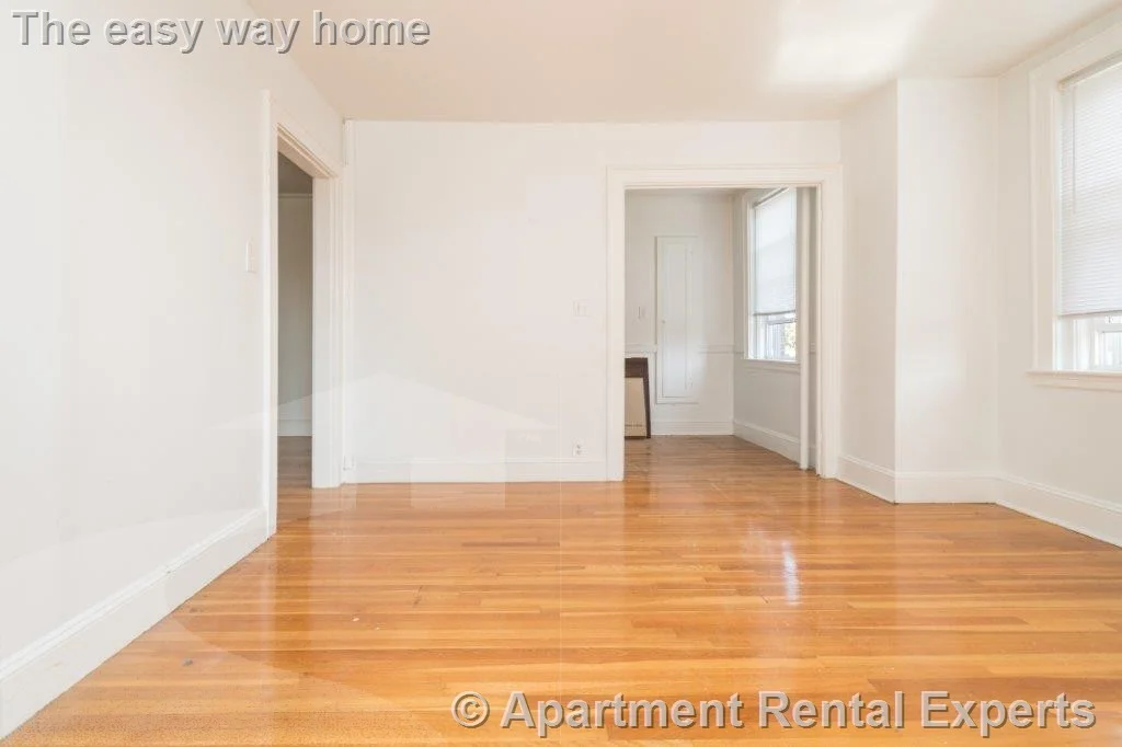 1 bed, 1 bath apartment for rent at 138 Highland Ave Unit 18, Spring Hill — photo 4 of 6
