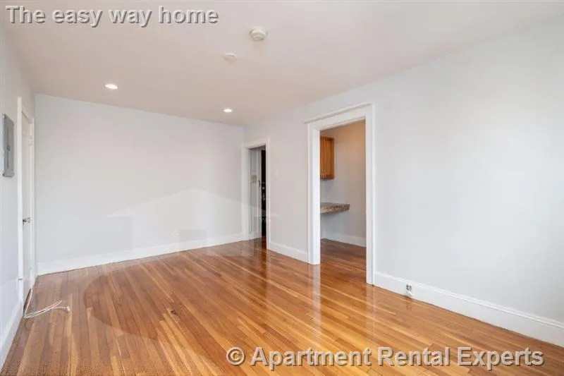 Studio bed, 1 bath apartment for rent at 138 Highland Ave Unit 20, Spring Hill — photo 2 of 4