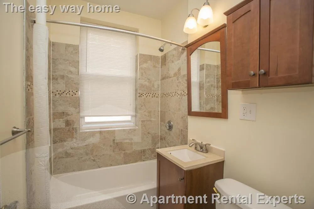 Studio bed, 1 bath apartment for rent at 138 Highland Ave Unit 21, Spring Hill — photo 4 of 5