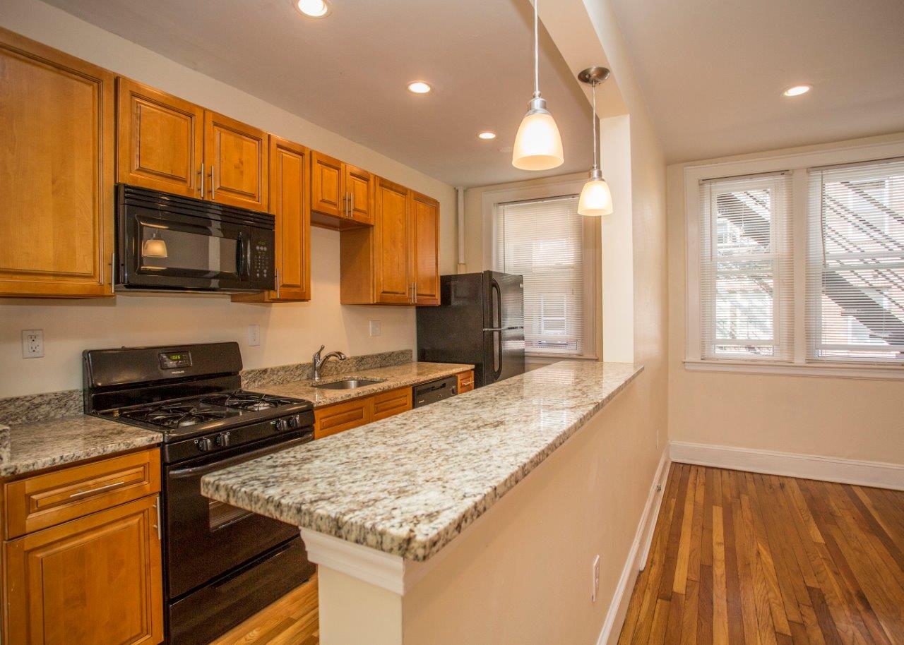 Studio bed, 1 bath apartment for rent at 138 Highland Ave Unit 29, Spring Hill — photo 1 of 11