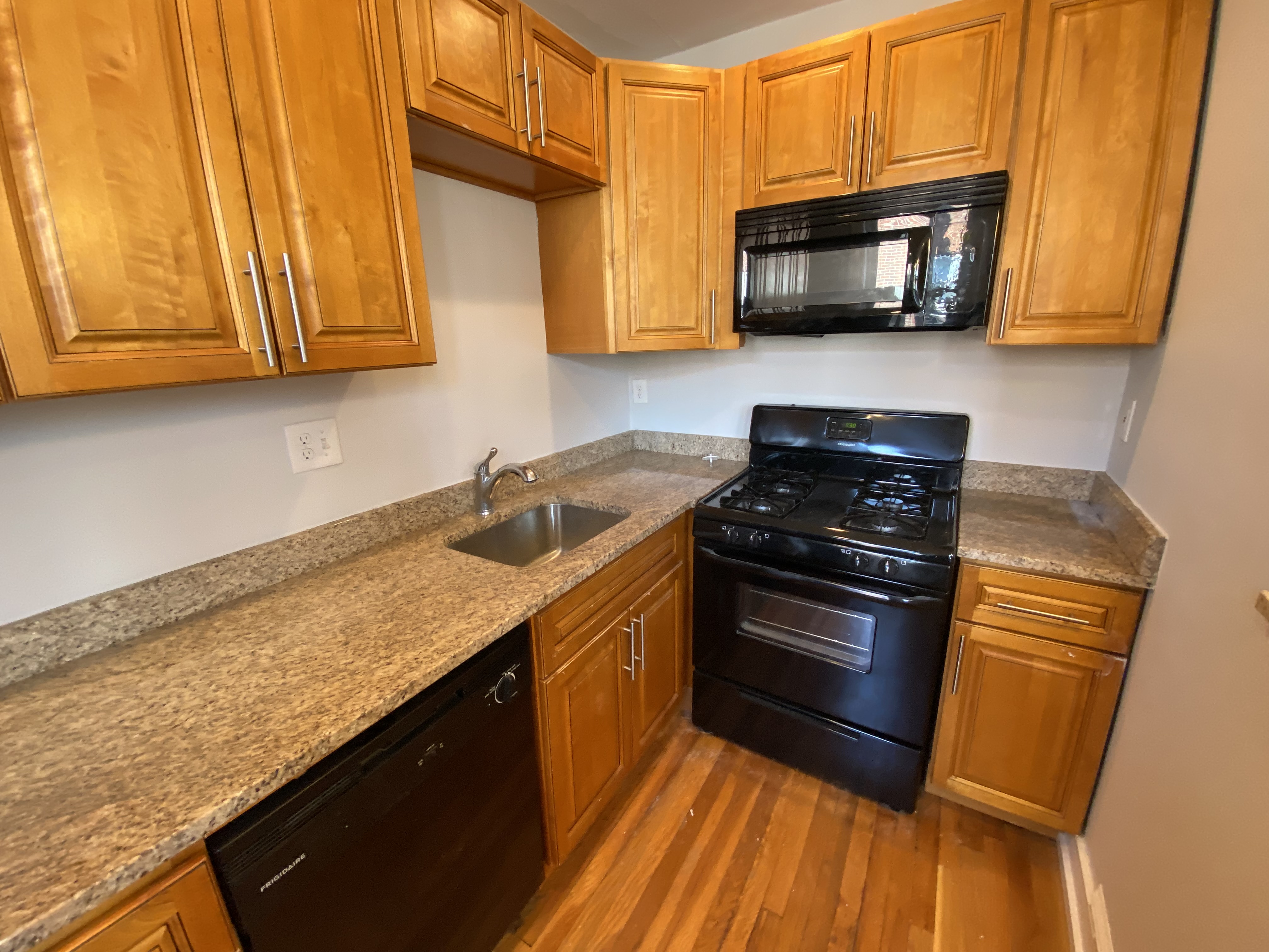 Studio bed, 1 bath apartment for rent at 138 Highland Ave Unit 30-CF, Spring Hill — photo 5 of 9