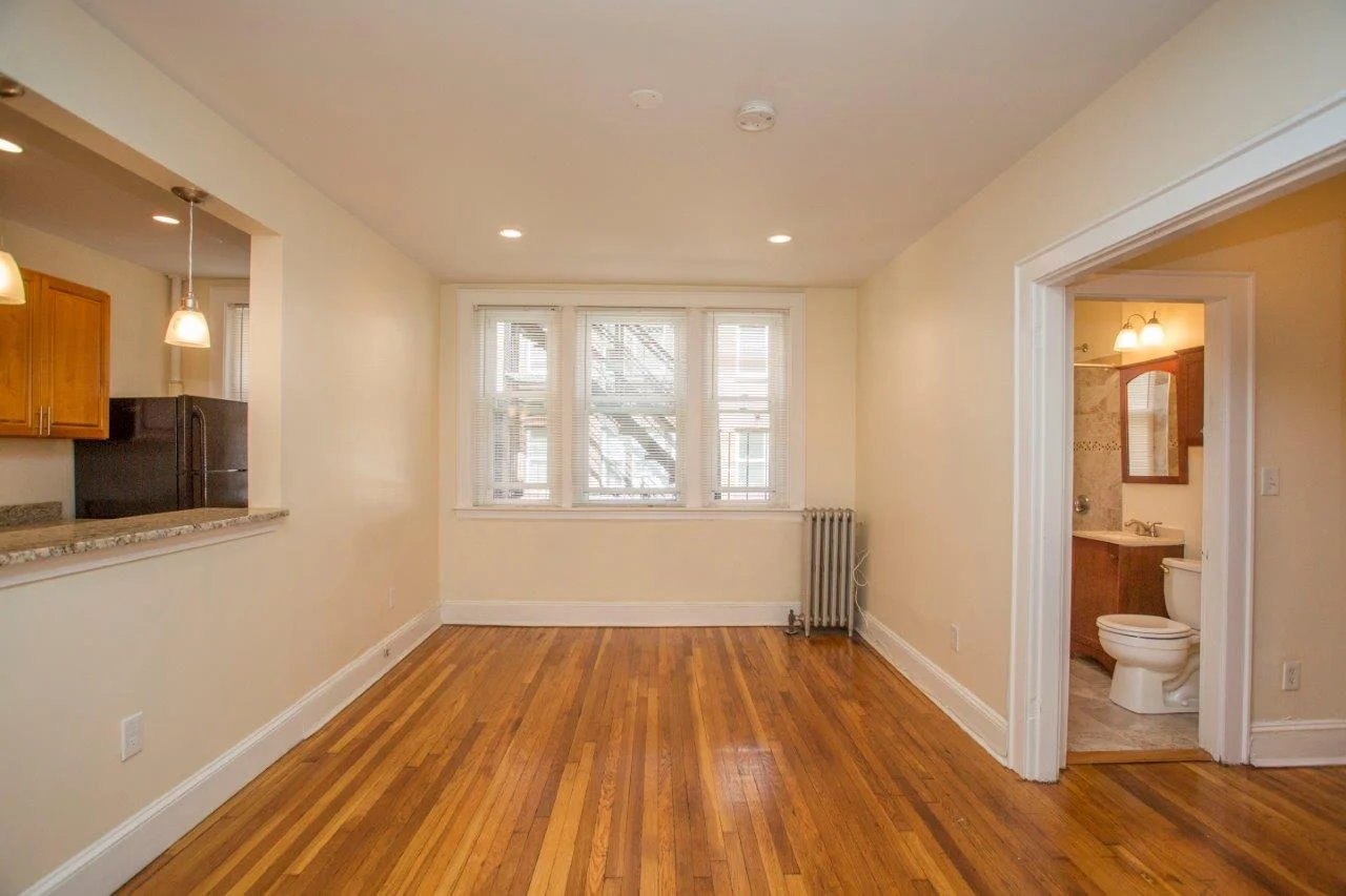 Studio bed, 1 bath apartment for rent at 138 Highland Ave Unit 6D, Spring Hill — photo 4 of 12