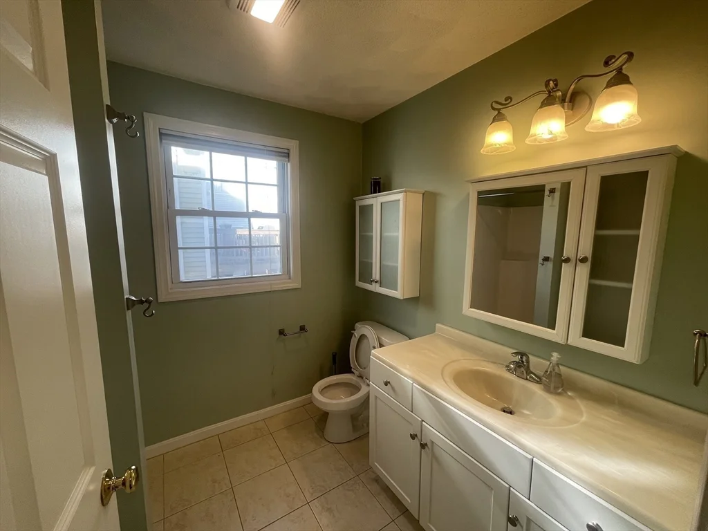 2 bed, 2 bath apartment for rent at 138 Horace St Unit 2, East Boston — photo 18 of 29