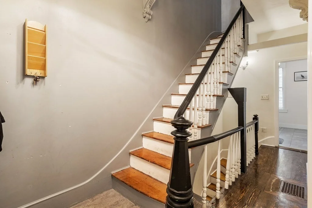 4 bed, 2 bath apartment for rent at 138 M St, Boston — photo 16 of 28