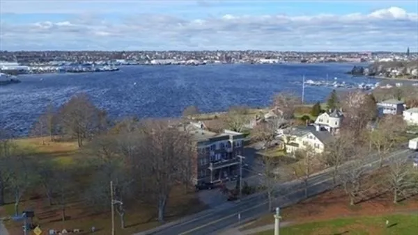 2 bed, 1 bath apartment for rent at 138 Main St Unit 13, Fairhaven — photo 9 of 42
