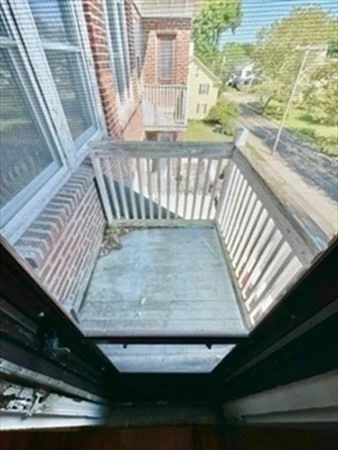 2 bed, 1 bath apartment for rent at 138 Main St Unit 3rd floor, Fairhaven — photo 23 of 31