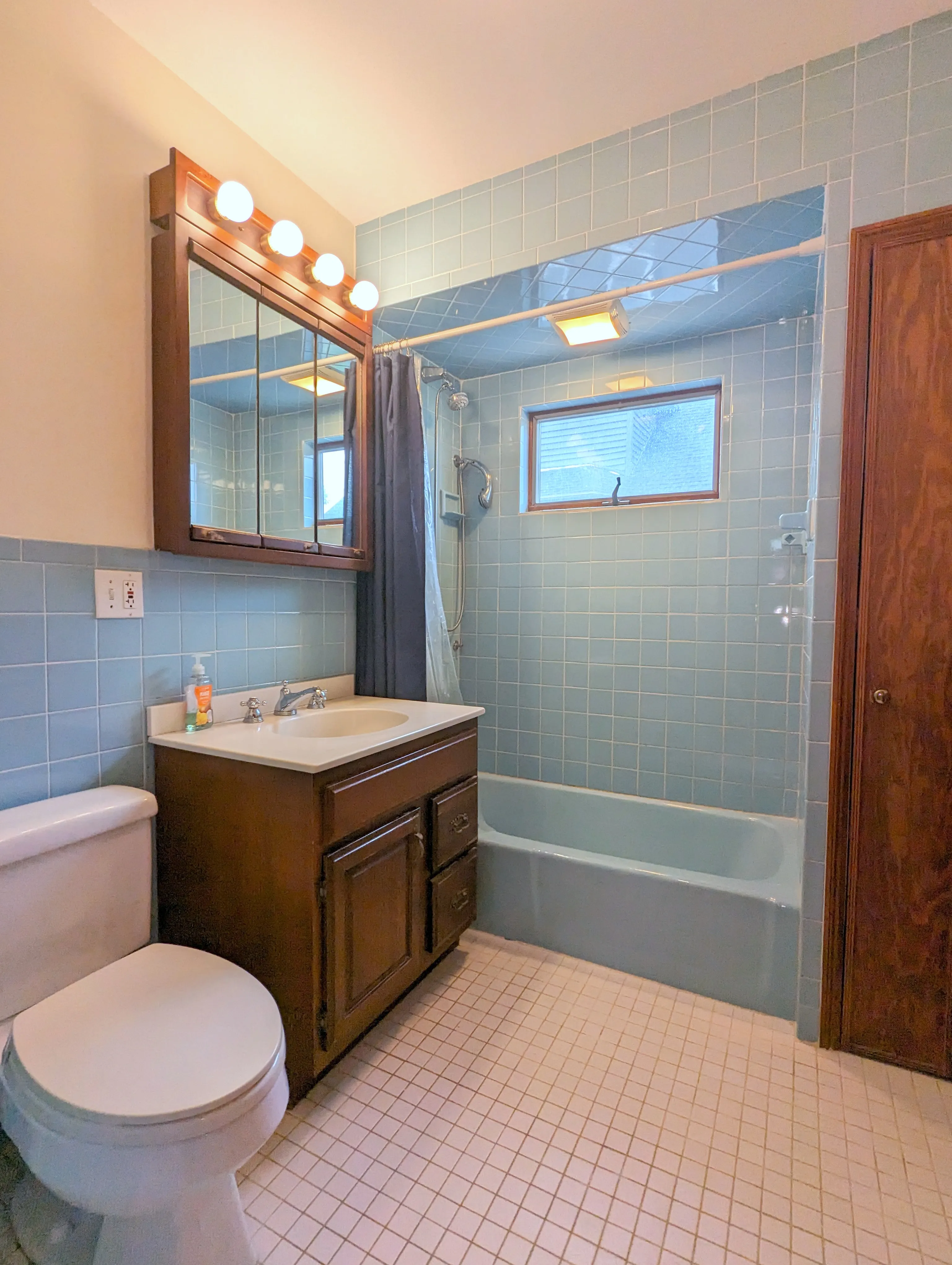 3.5 bed, 2 bath apartment for rent at 138 North St Unit 2, Somerville — photo 11 of 24
