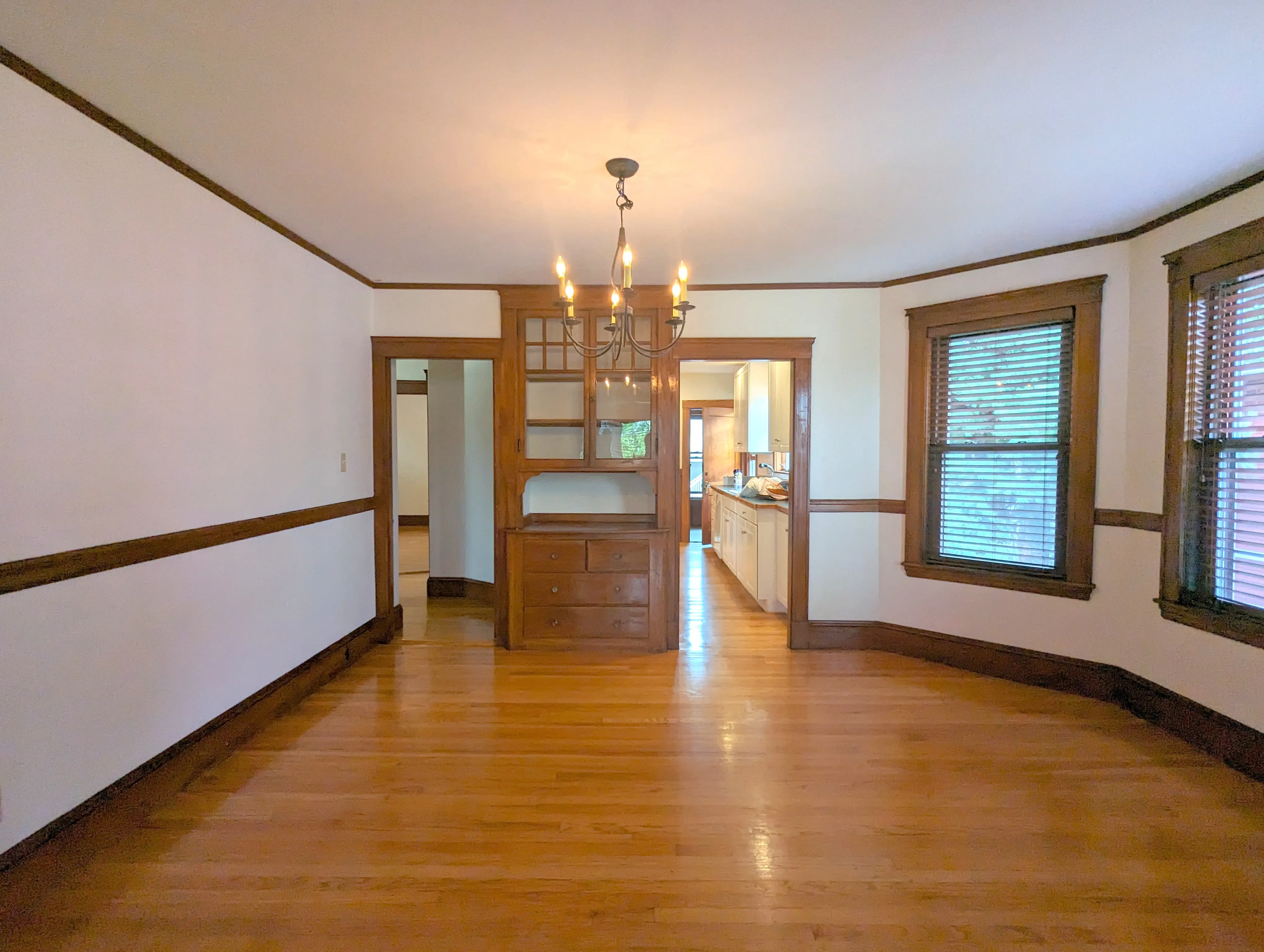 3.5 bed, 2 bath apartment for rent at 138 North St Unit 2, Somerville — photo 4 of 24