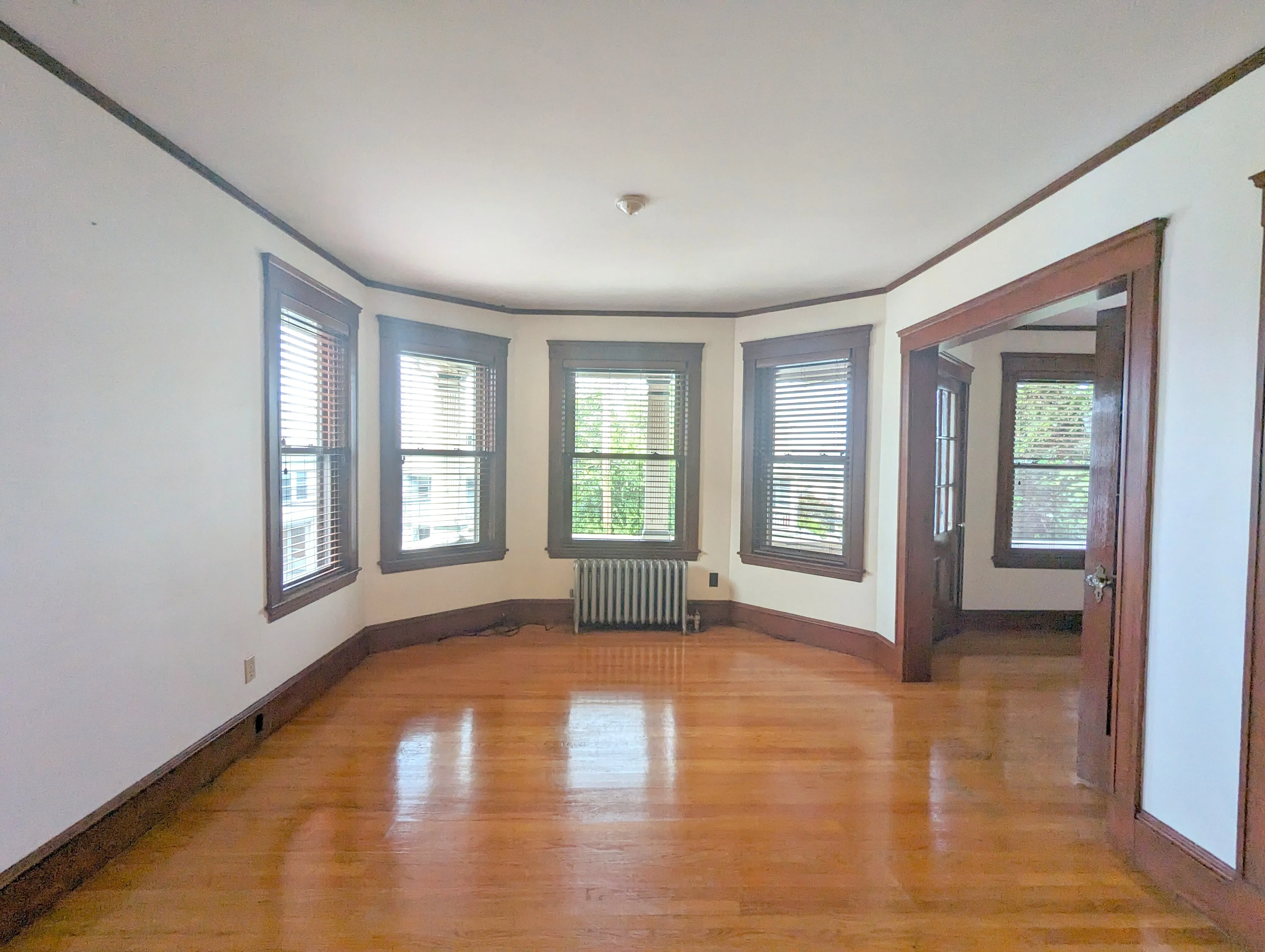 3.5 bed, 2 bath apartment for rent at 138 North St Unit 2, Somerville — photo 6 of 24
