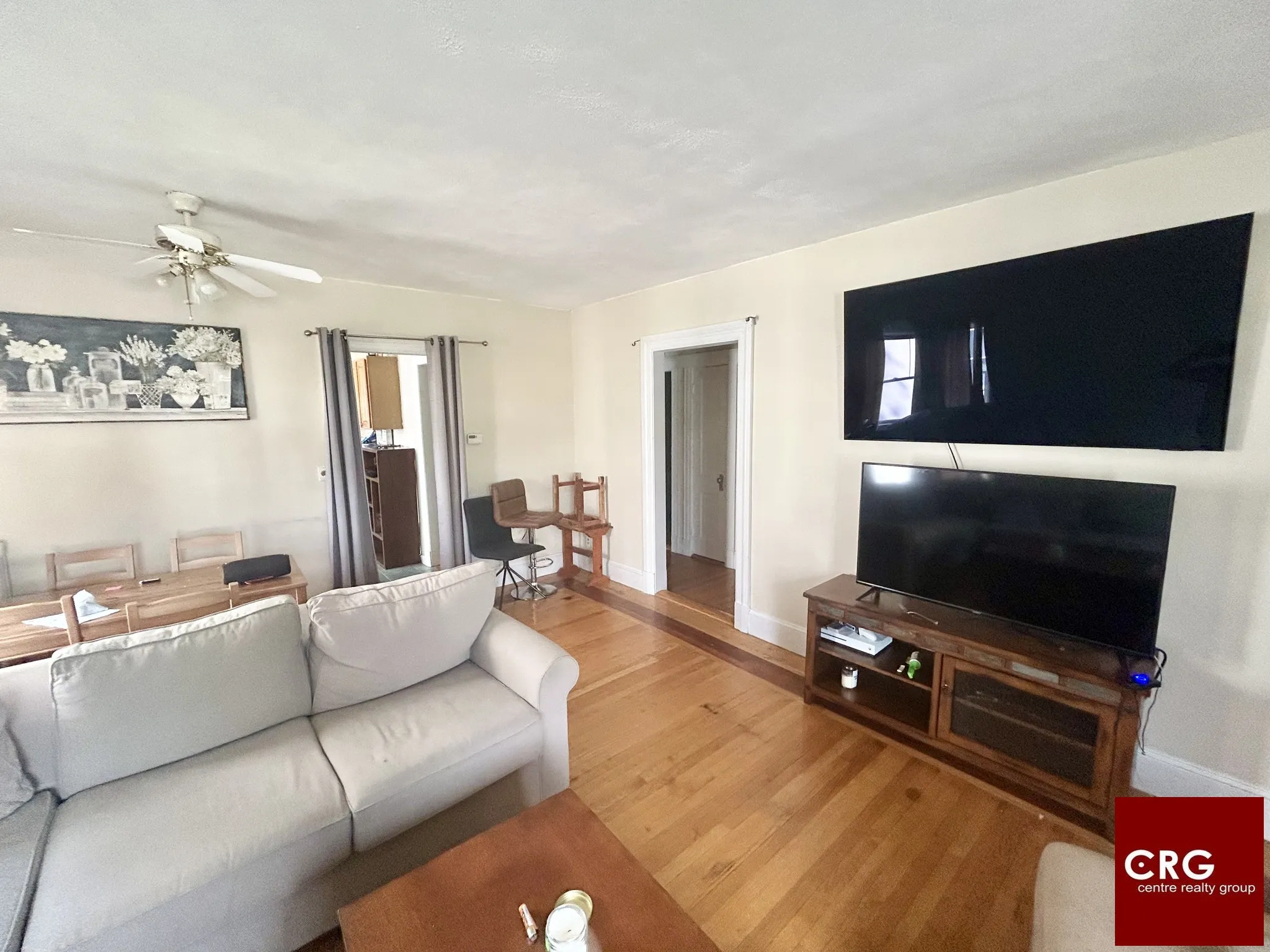 3 bed, 1 bath apartment for rent at 138 Parsons St Unit 1, Brighton — photo 2 of 11
