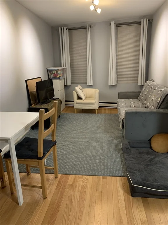 2 bed, 1 bath apartment for rent at 138 Prince St Unit 6, North End — photo 8 of 9
